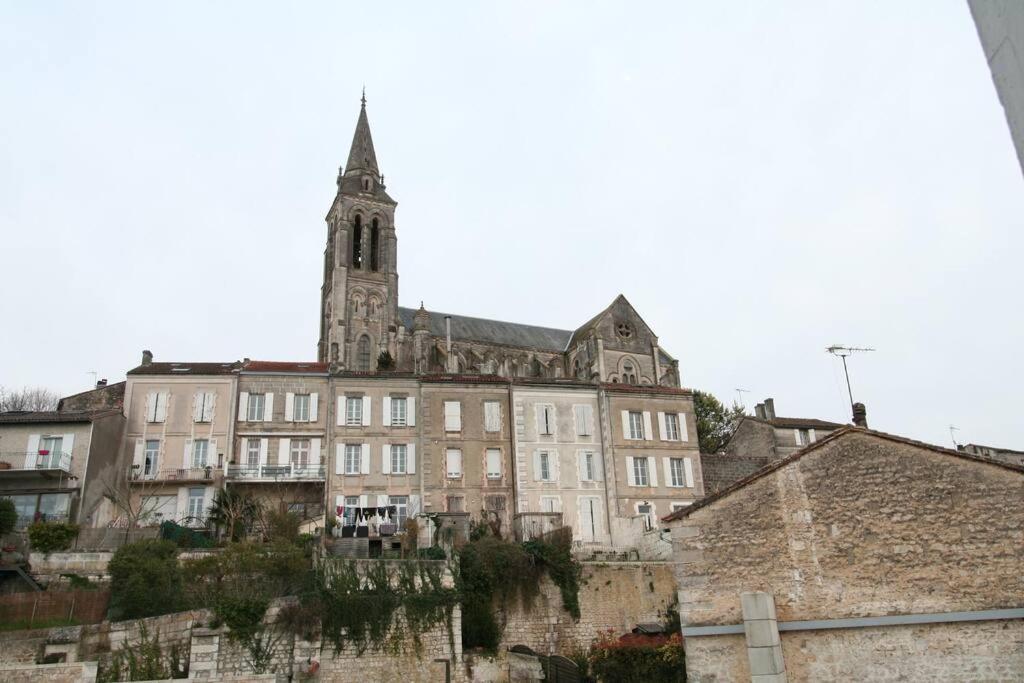 Le Petit Voyageur Apartment Angouleme Luaran gambar